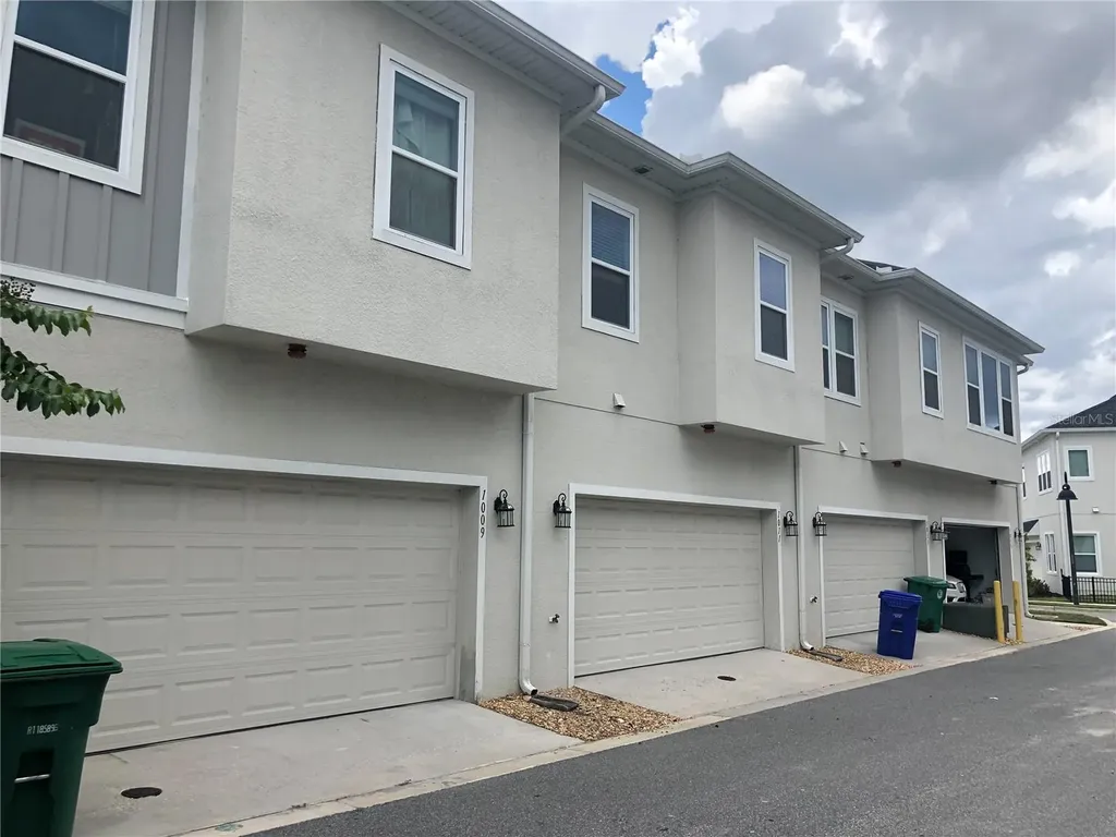 1011 Lychee Court Lake Mary FL 32746