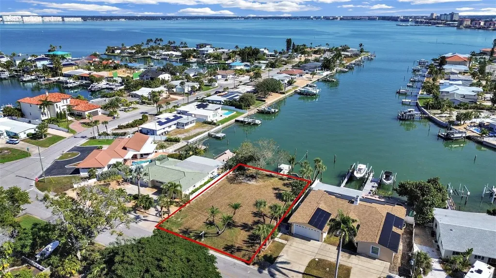 4031 Poinsettia Drive St Pete Beach FL 33706