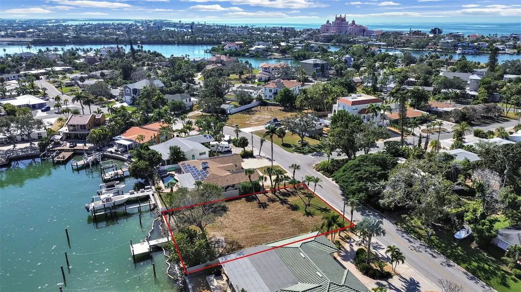4031 Poinsettia Drive St Pete Beach FL 33706
