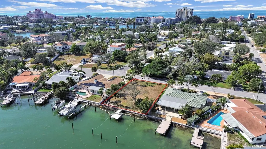 4031 Poinsettia Drive St Pete Beach FL 33706