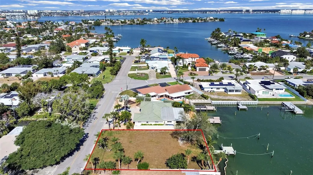 4031 Poinsettia Drive St Pete Beach FL 33706