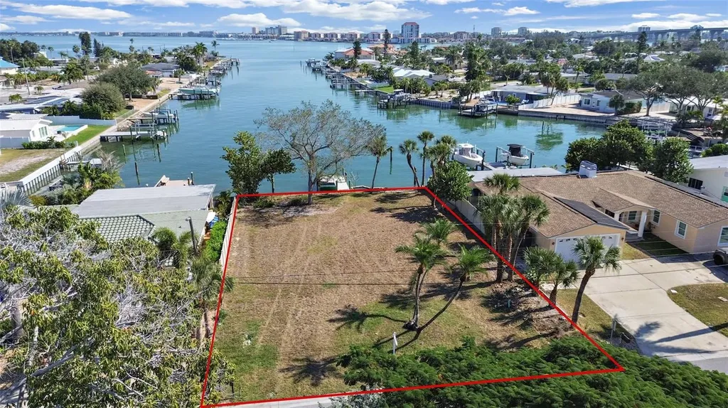 4031 Poinsettia Drive St Pete Beach FL 33706