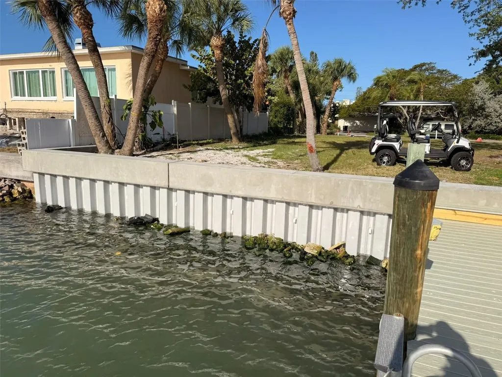 4031 Poinsettia Drive St Pete Beach FL 33706