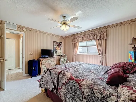 2305 NW 51st Terrace Ocala FL 34482