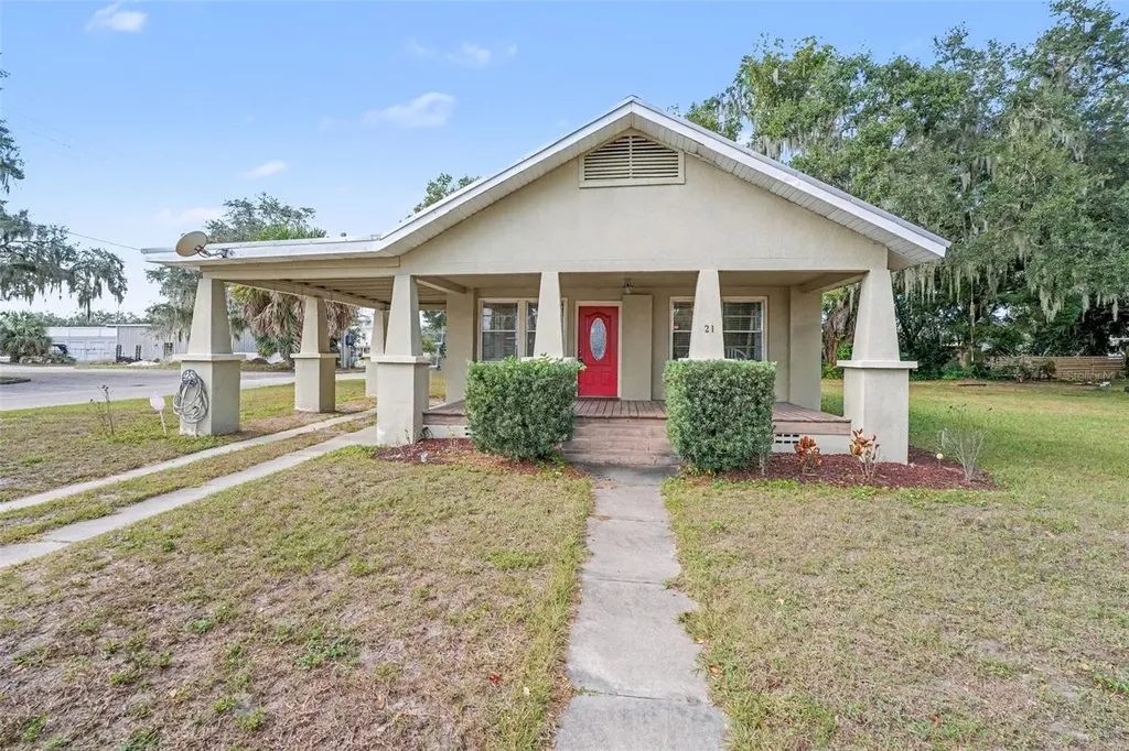 21 N French Avenue Fort Meade FL 33841