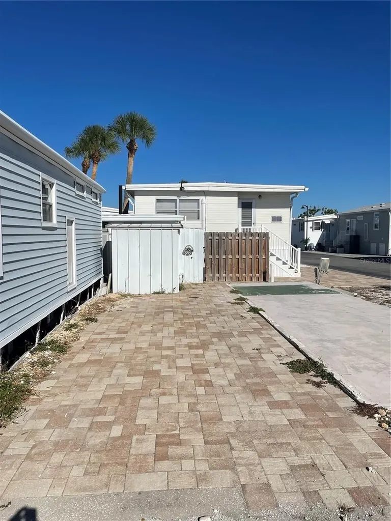 3710 Gulf Of Mexico Drive Longboat Key FL 34228
