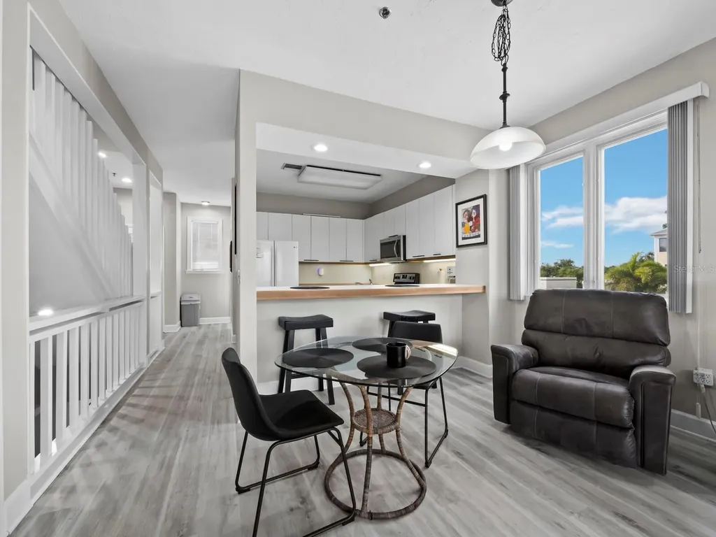 657 Cedars Court Longboat Key FL 34228