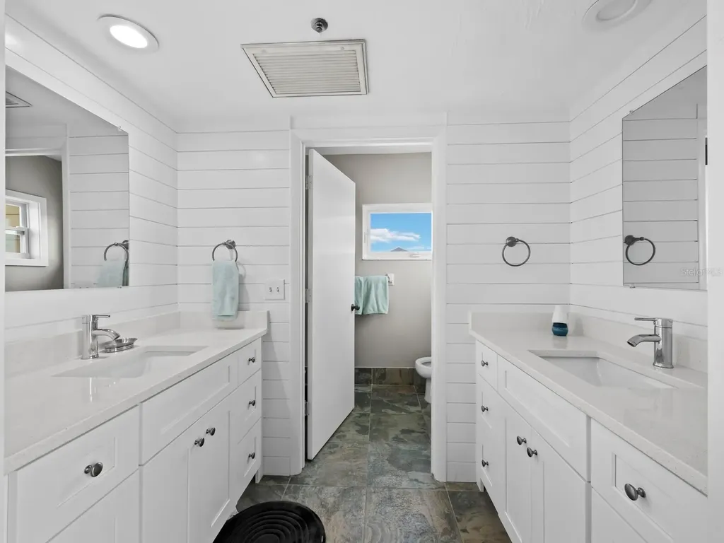 657 Cedars Court Longboat Key FL 34228