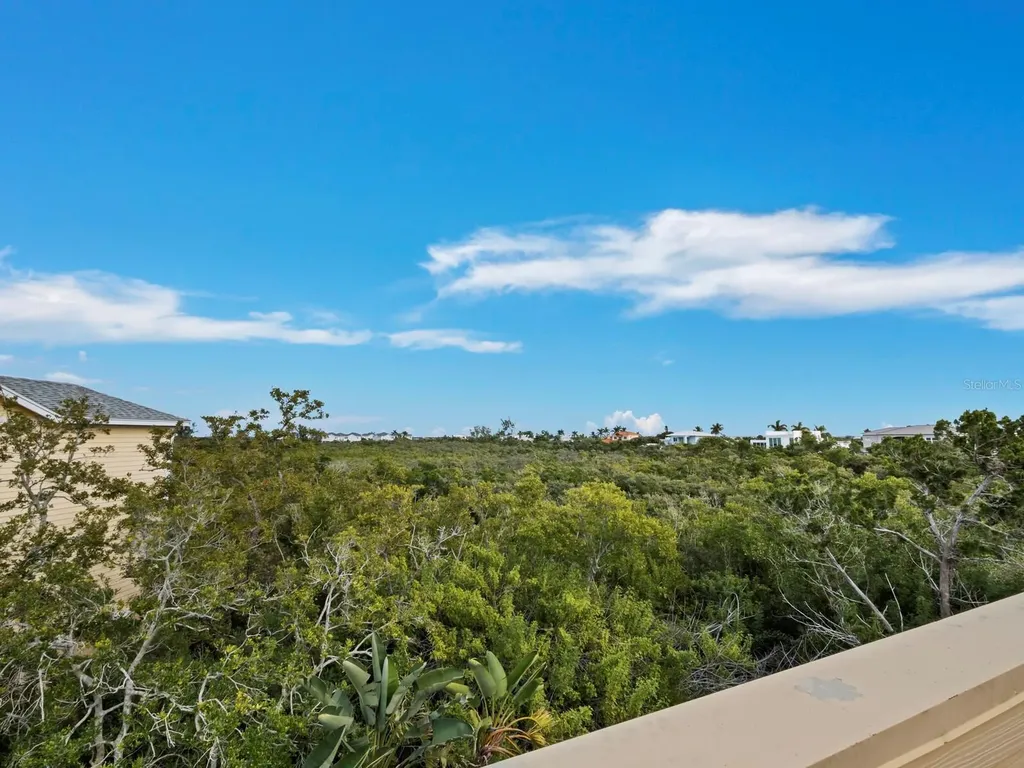 657 Cedars Court Longboat Key FL 34228