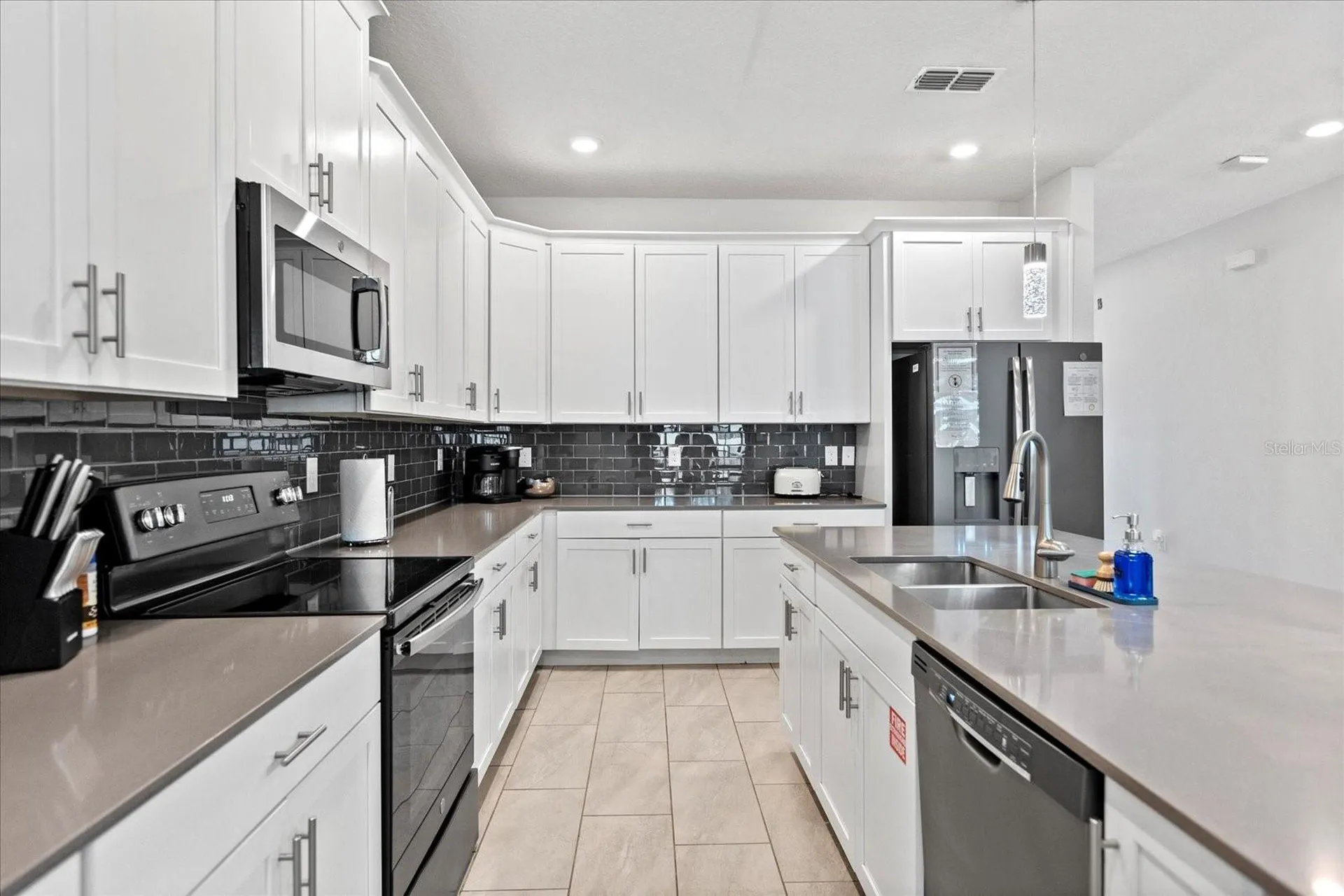 2737 Bookmark Drive Kissimmee FL 34746