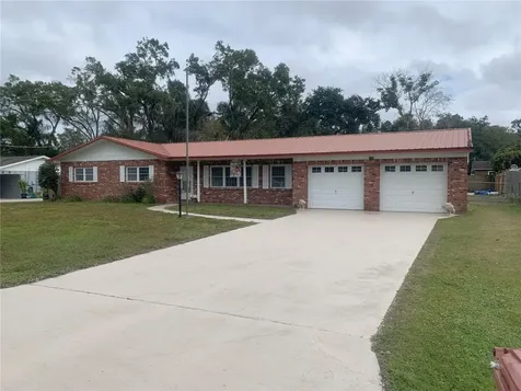1104 N Knight Street Plant City FL 33563