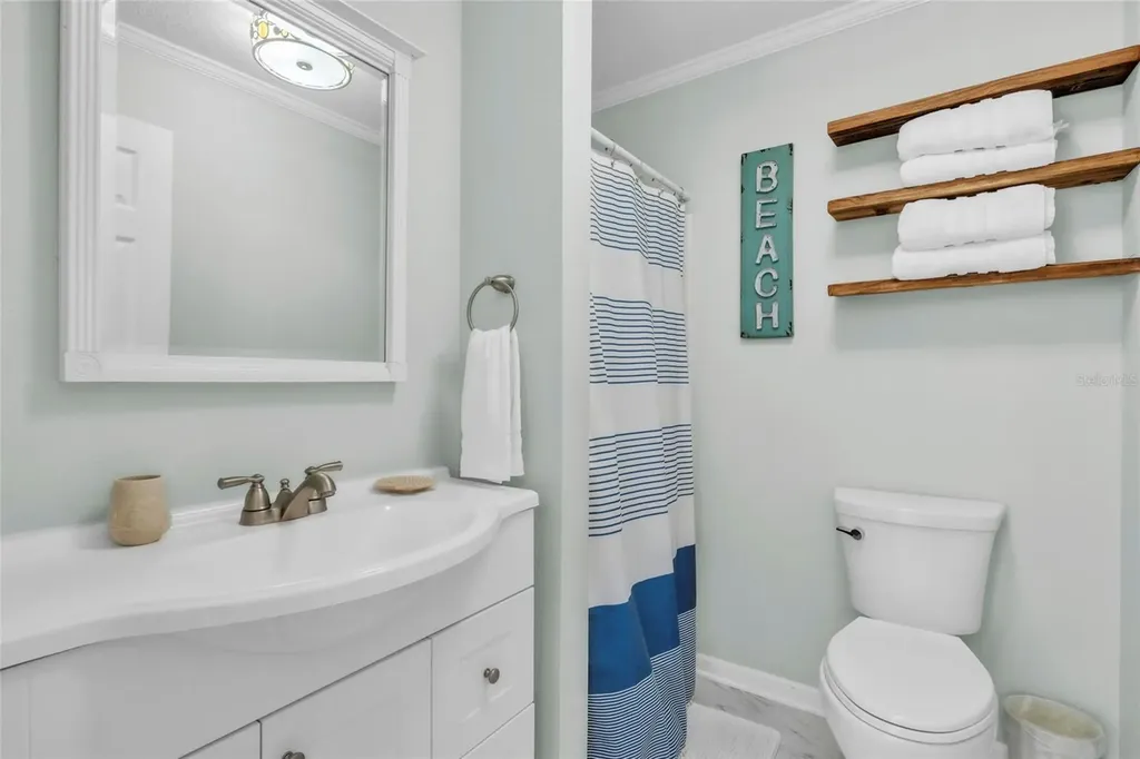 517 42nd Street Holmes Beach FL 34217