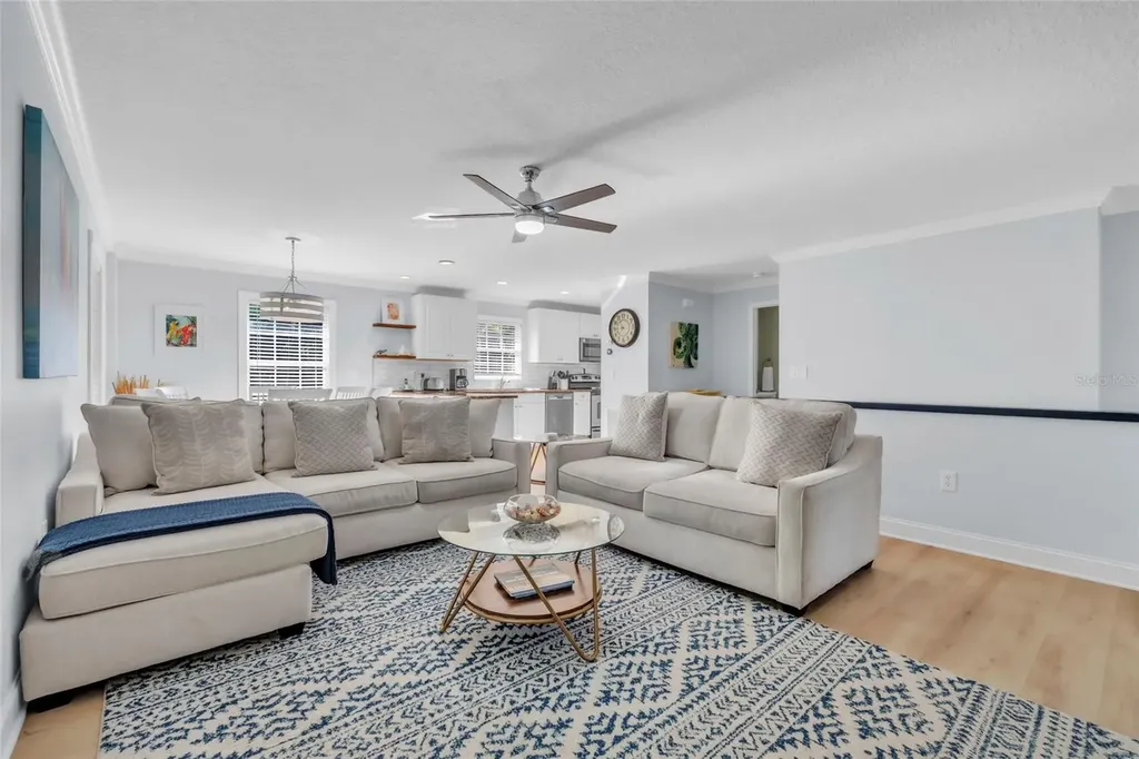 517 42nd Street Holmes Beach FL 34217