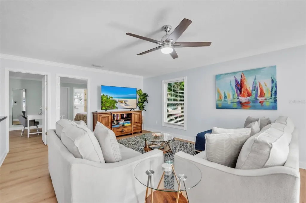 517 42nd Street Holmes Beach FL 34217
