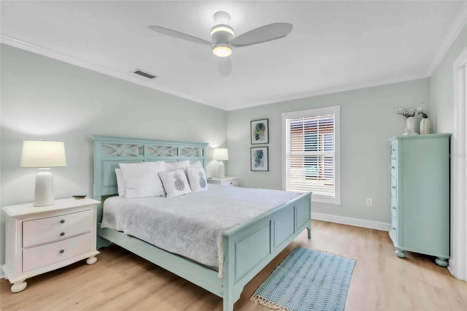 517 42nd Street Holmes Beach FL 34217