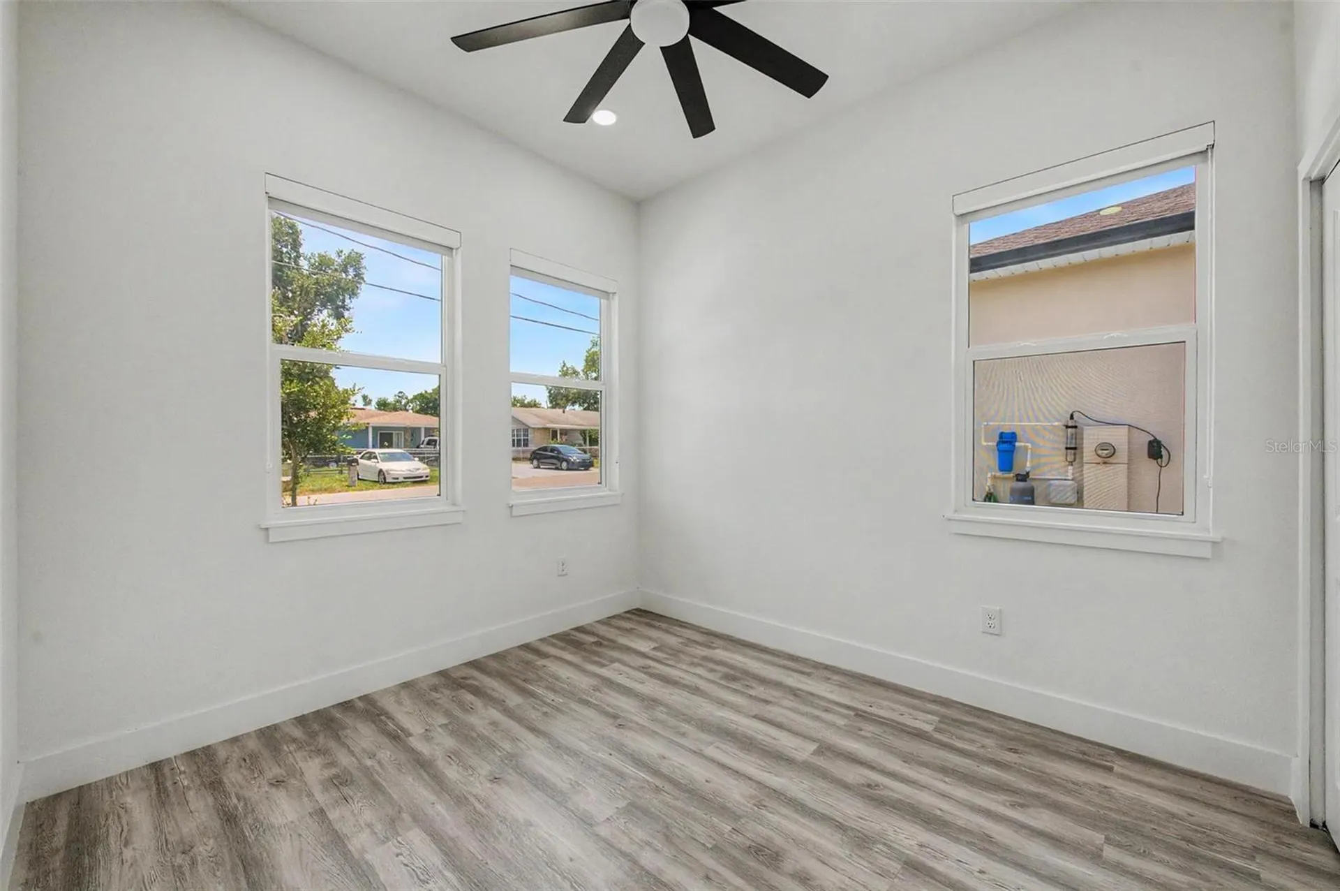 2305 W Kentucky Avenue Tampa FL 33607