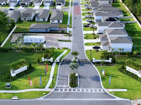 17351 Million Lakes Court Clermont FL 34714
