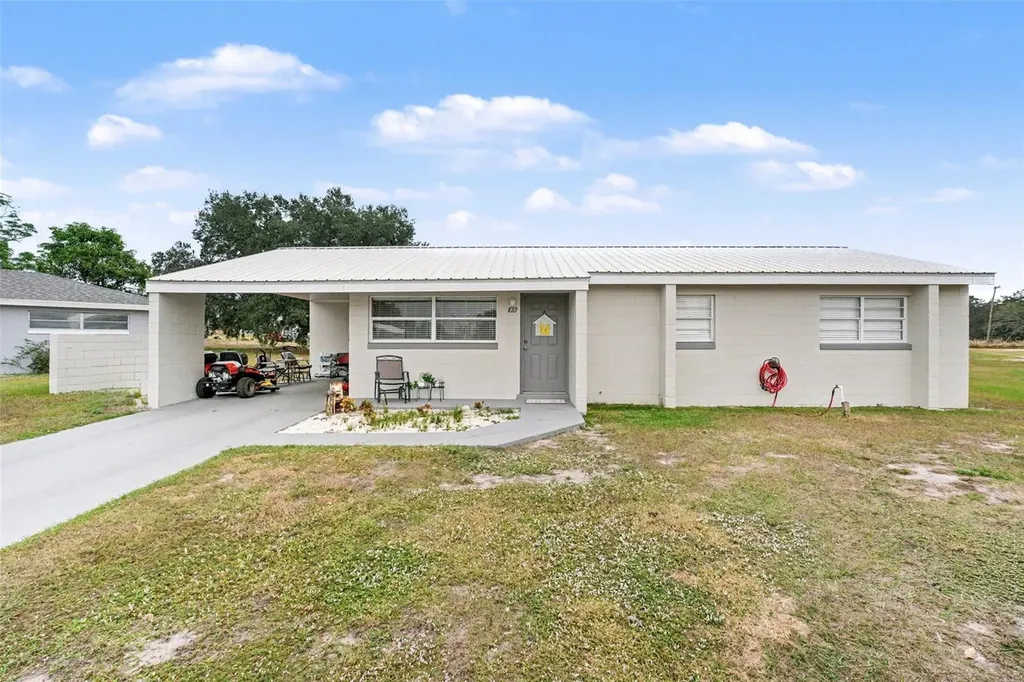 45 Queens Court Frostproof FL 33843