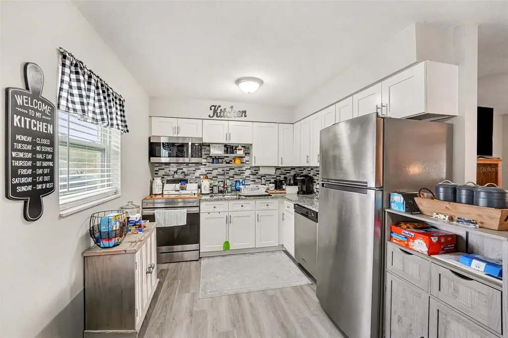 45 Queens Court Frostproof FL 33843
