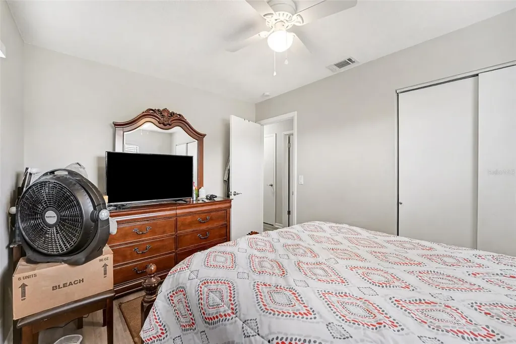 45 Queens Court Frostproof FL 33843