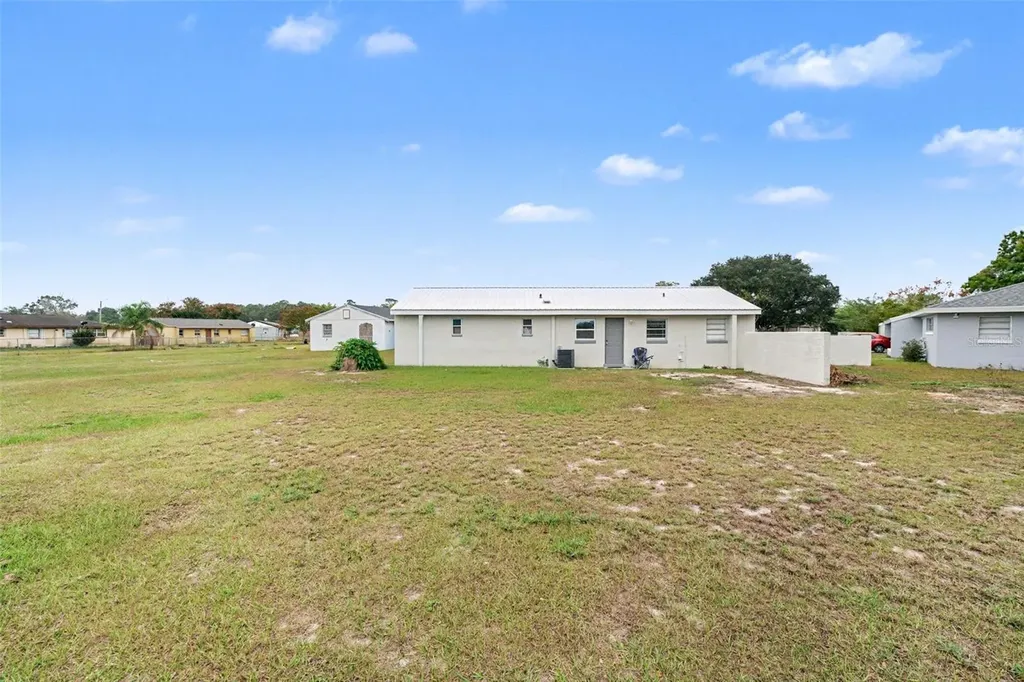 45 Queens Court Frostproof FL 33843