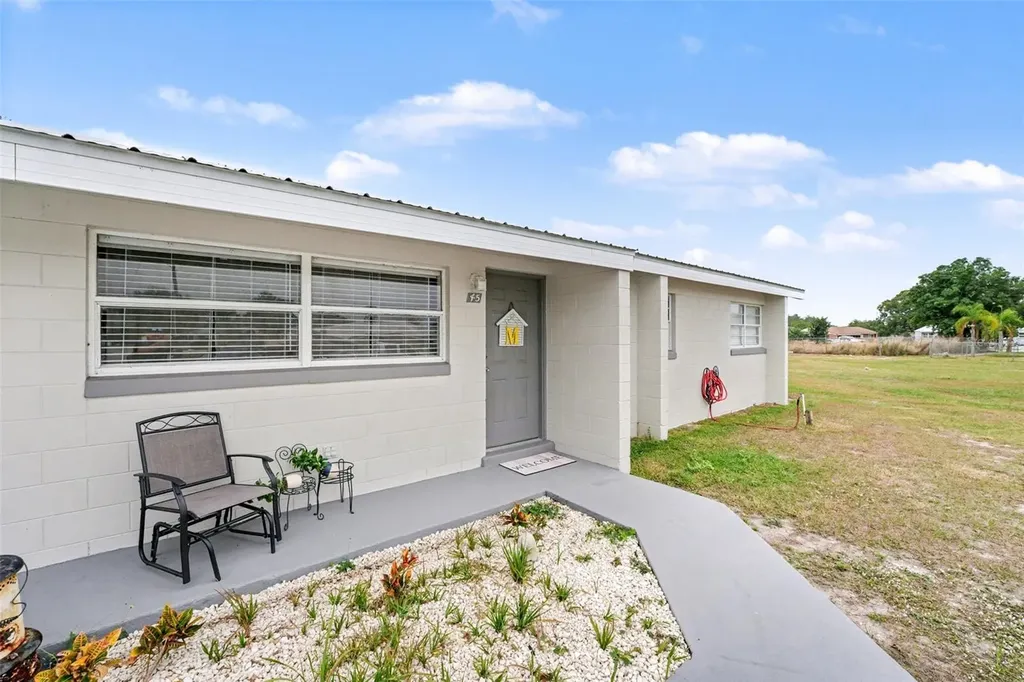 45 Queens Court Frostproof FL 33843