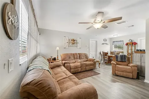 45 Queens Court Frostproof FL 33843