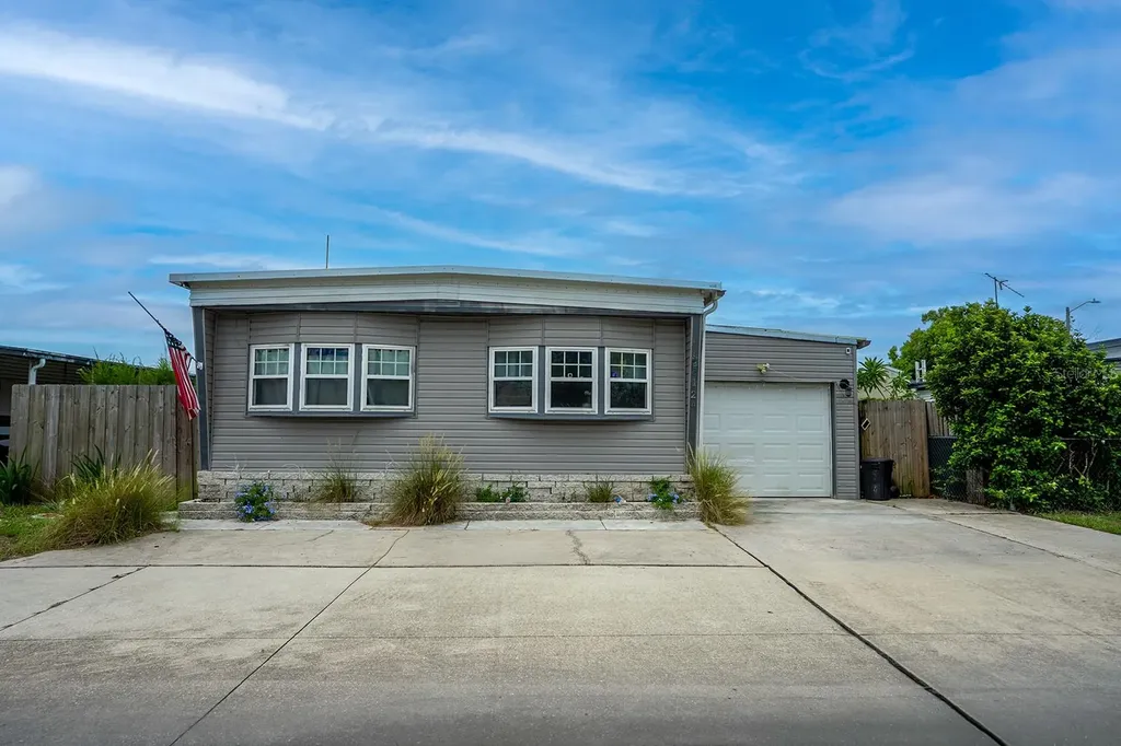 5124 Darlington Road Holiday FL 34690