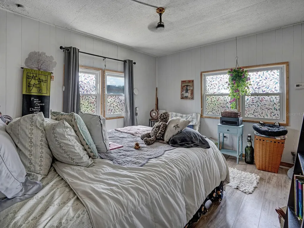 5124 Darlington Road Holiday FL 34690
