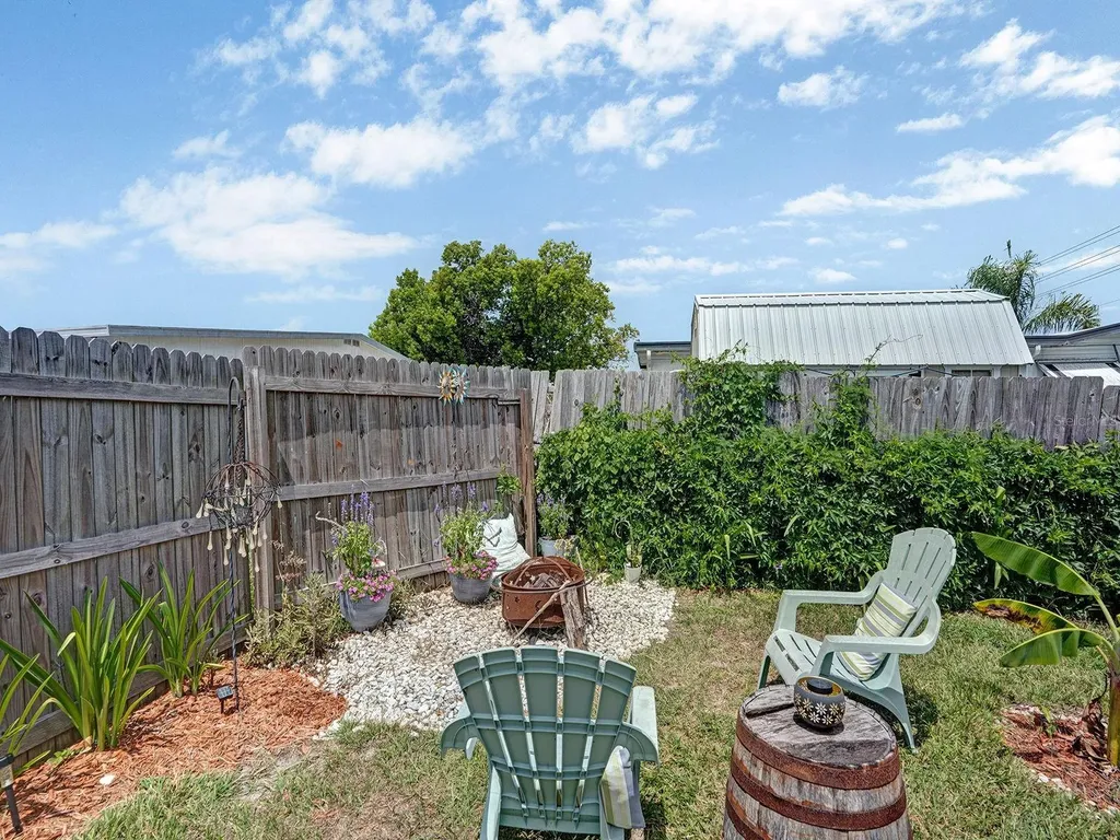 5124 Darlington Road Holiday FL 34690