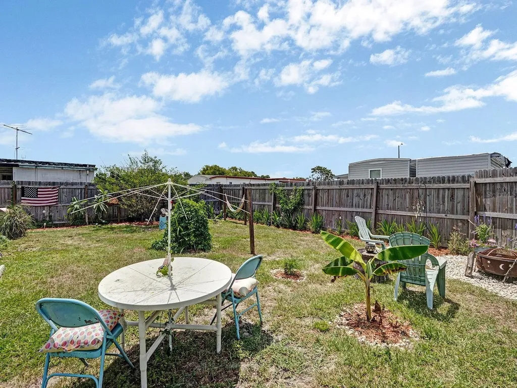 5124 Darlington Road Holiday FL 34690