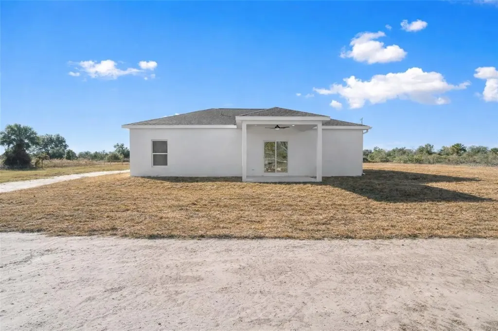 14675 NW 270th Street Okeechobee FL 34972