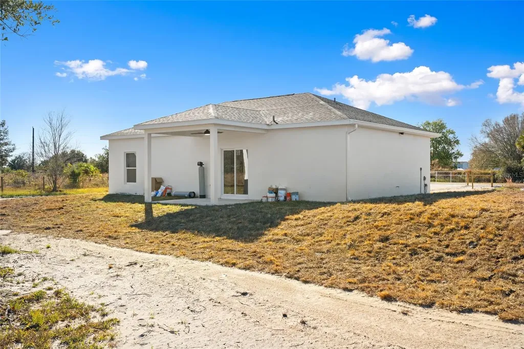 14675 NW 270th Street Okeechobee FL 34972