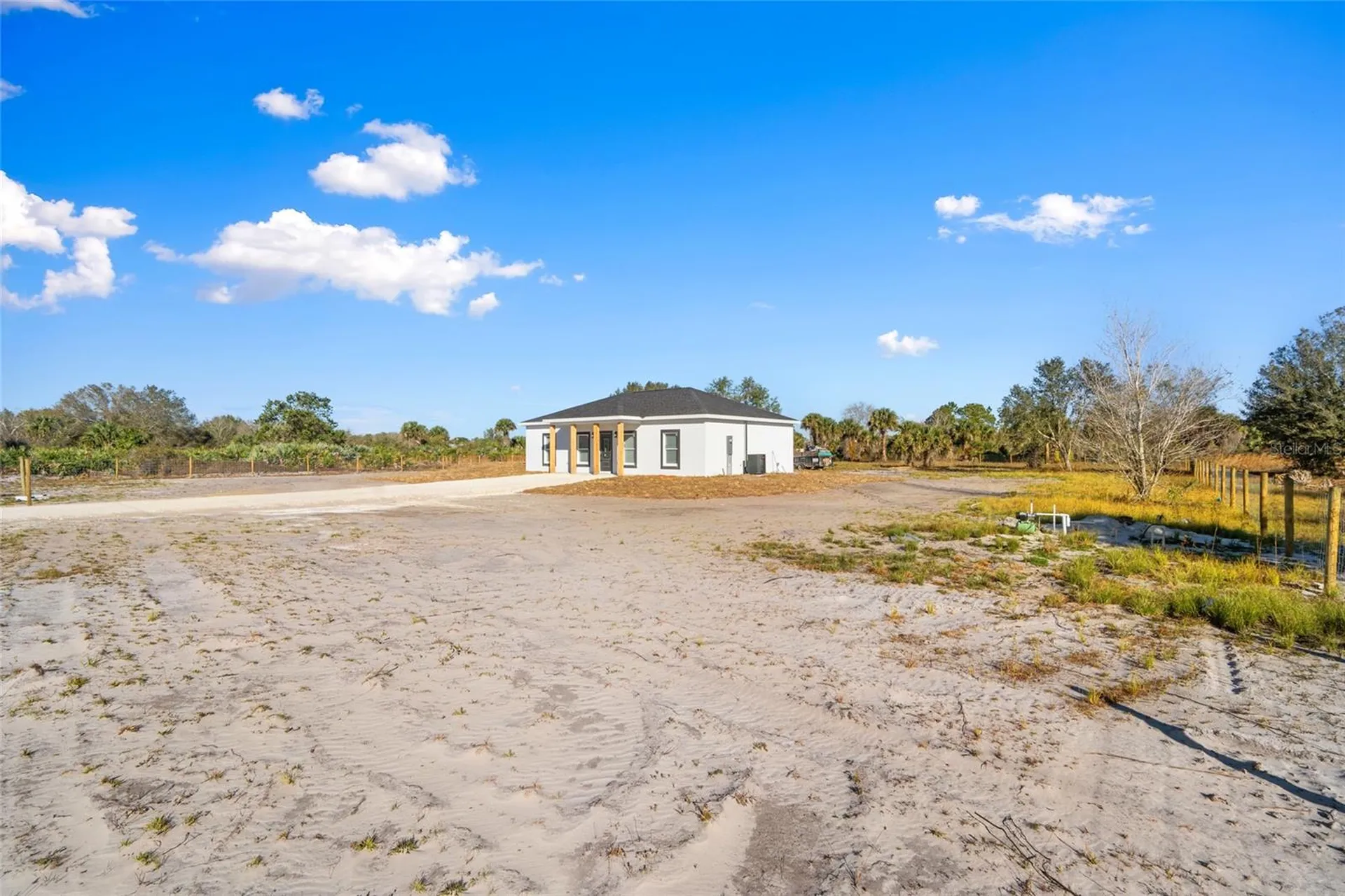 14675 NW 270th Street Okeechobee FL 34972