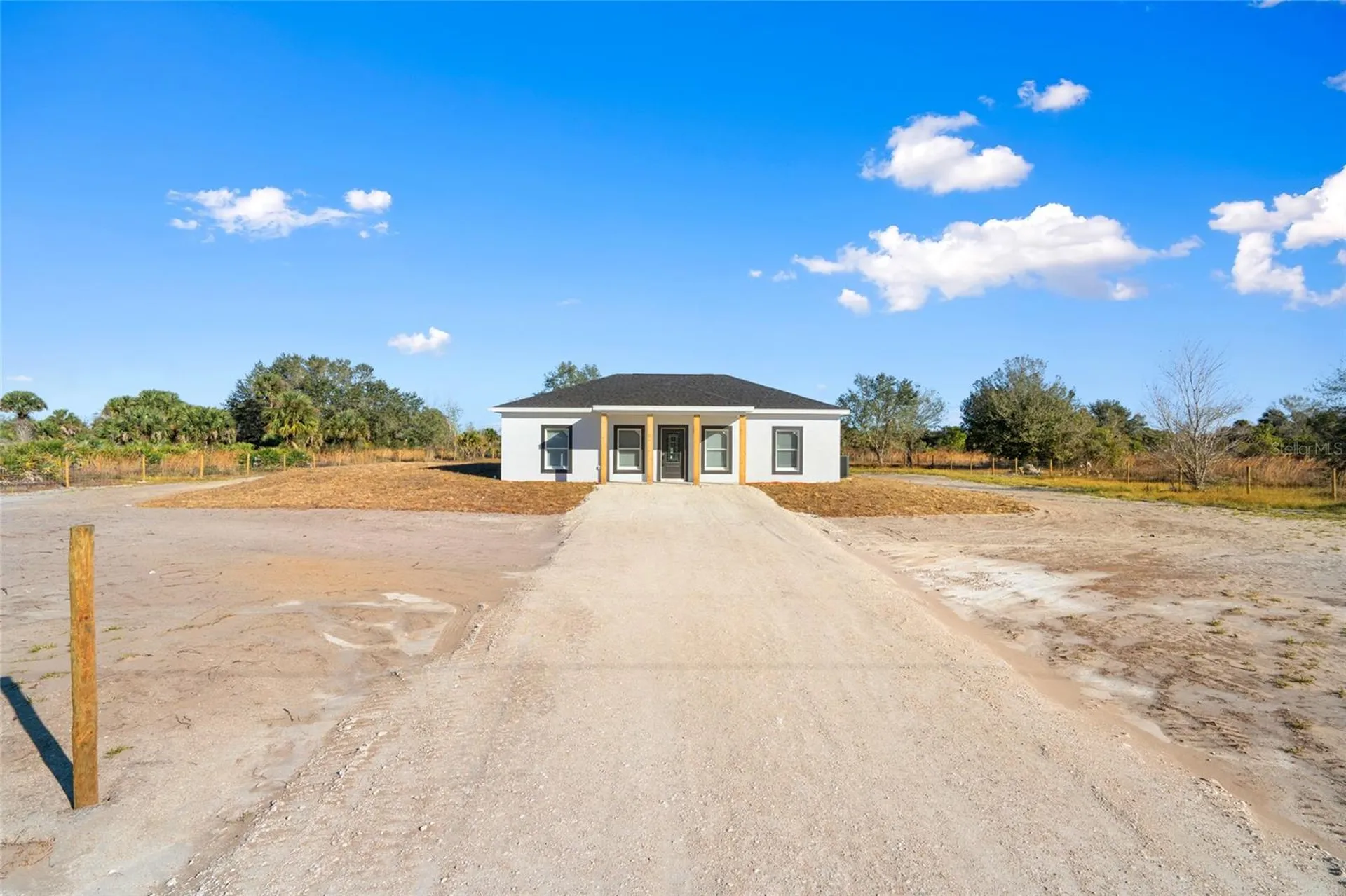 14675 NW 270th Street Okeechobee FL 34972