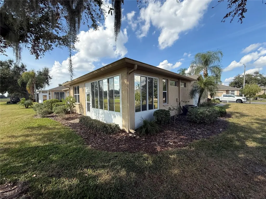 2110 Acadia Greens Drive Sun City Center FL 33573