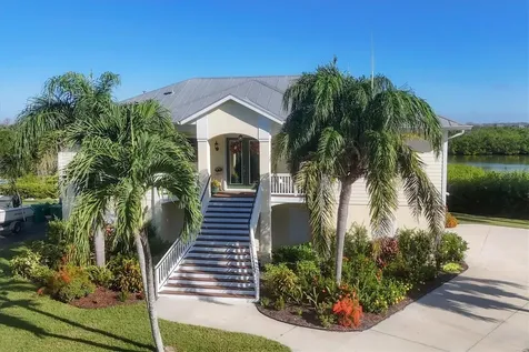 7089 Pinebay Boulevard Englewood FL 34224