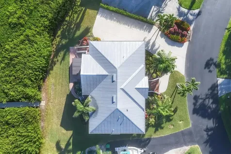 7089 Pinebay Boulevard Englewood FL 34224