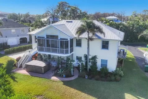 7089 Pinebay Boulevard Englewood FL 34224