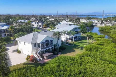 7089 Pinebay Boulevard Englewood FL 34224