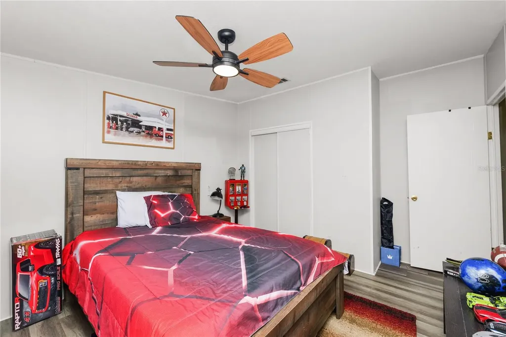11516 Tuten Loop Lithia FL 33547