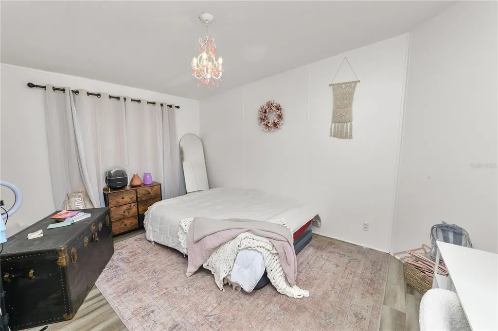 11516 Tuten Loop Lithia FL 33547