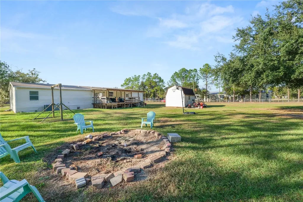 11516 Tuten Loop Lithia FL 33547
