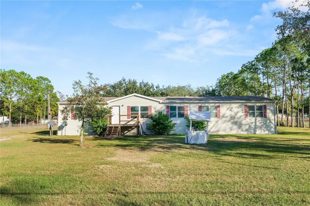 11516 Tuten Loop Lithia FL 33547