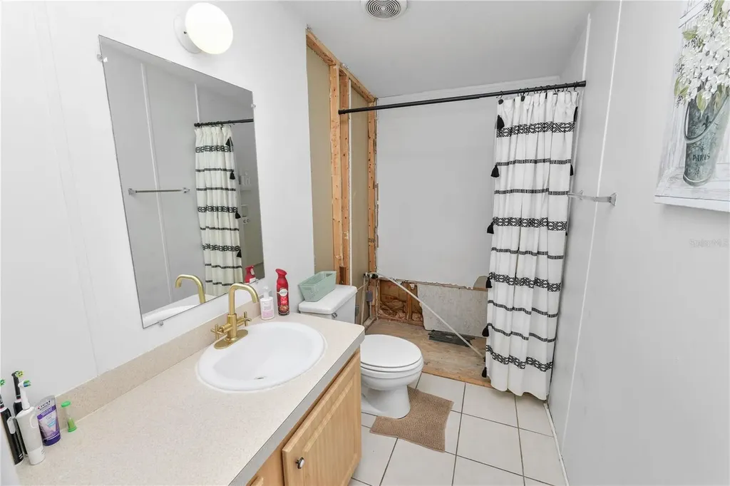 11516 Tuten Loop Lithia FL 33547