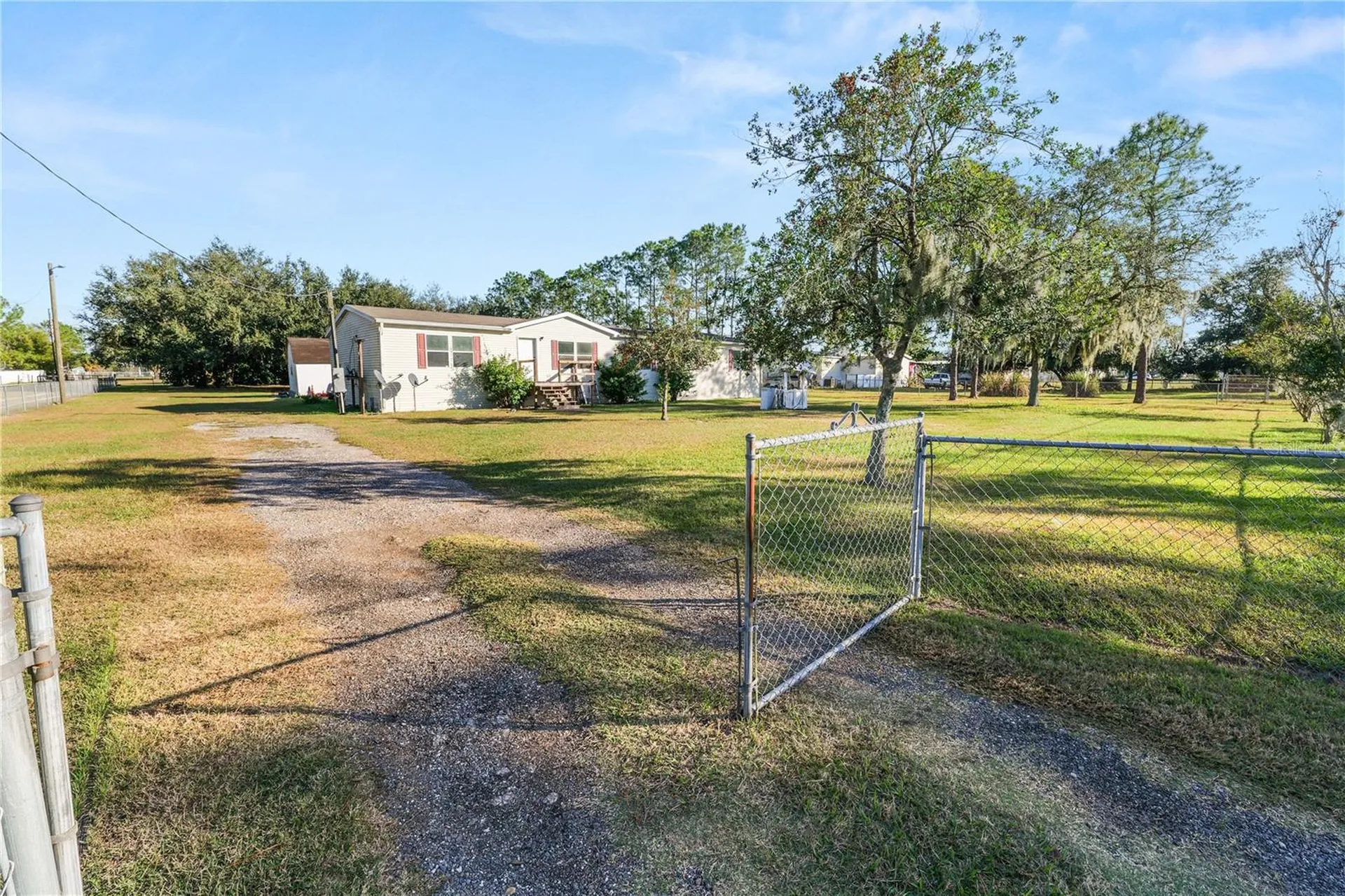11516 Tuten Loop Lithia FL 33547