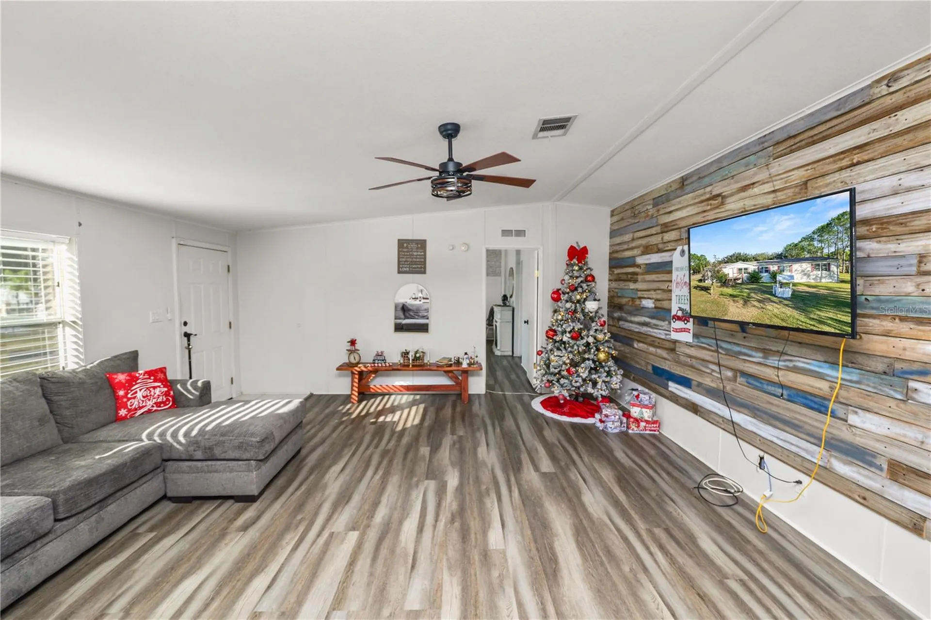 11516 Tuten Loop Lithia FL 33547
