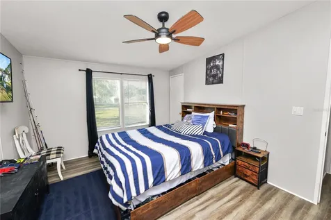11516 Tuten Loop Lithia FL 33547