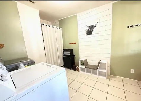 11516 Tuten Loop Lithia FL 33547