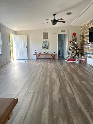 11516 Tuten Loop Lithia FL 33547